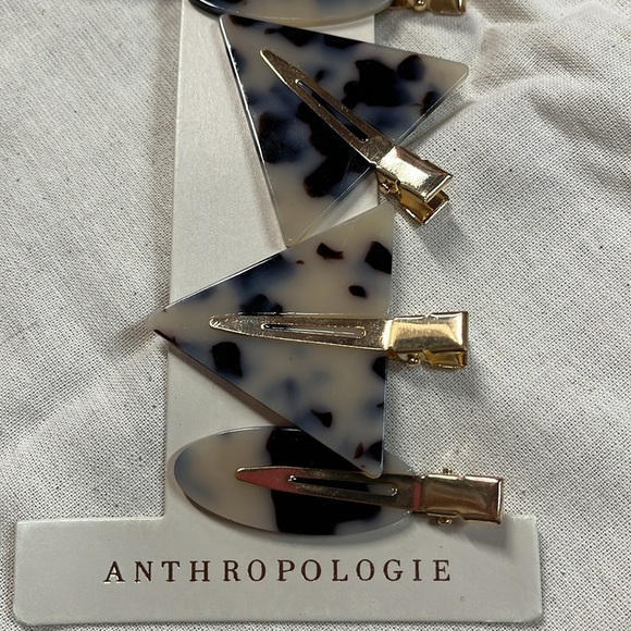 Anthropologie Tortoise Shell Hair Clips - Picture 2 of 2